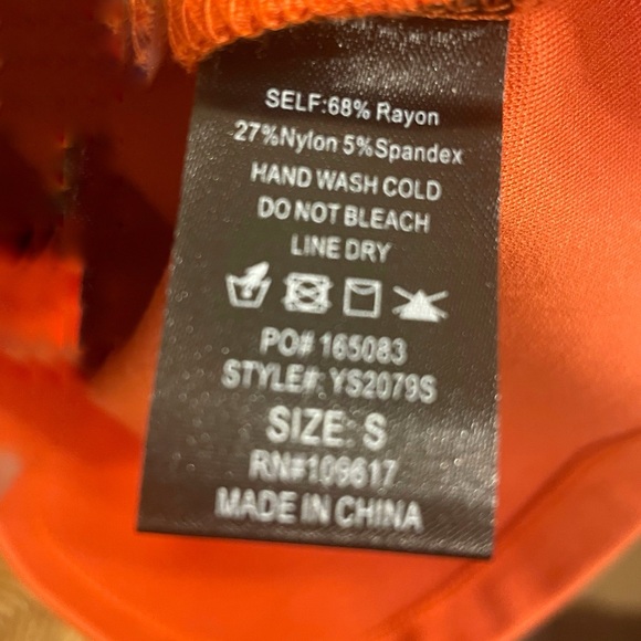 Form-fitting (stretchy) skirt - Picture 12 of 15